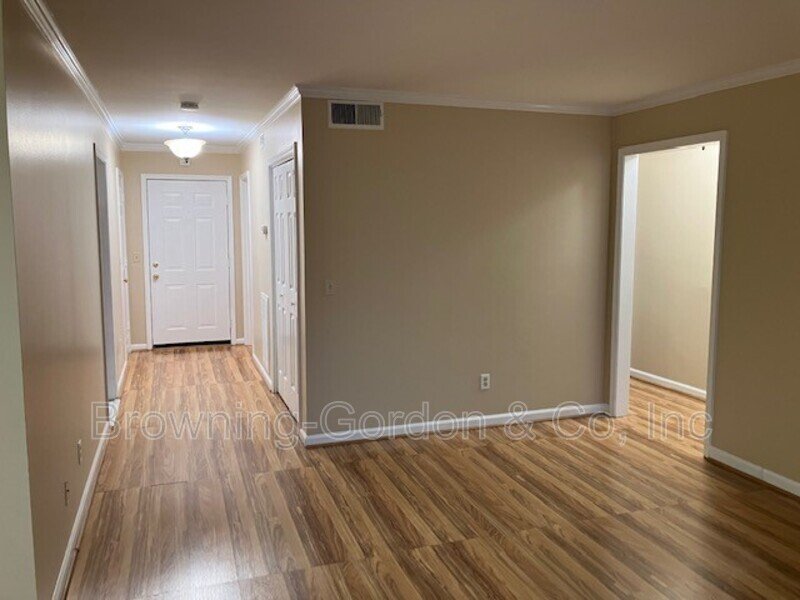 Spacious Two Bedroom Two Bath Hillsboro Place property image