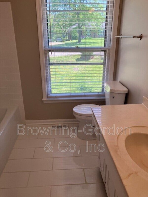 Wonderful home located in the West Meade Area! property image